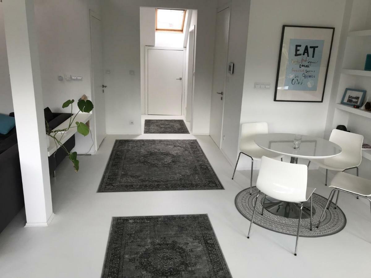 Loft 85 M2 Wilanow Krolewski Self Checkin 华沙 外观 照片